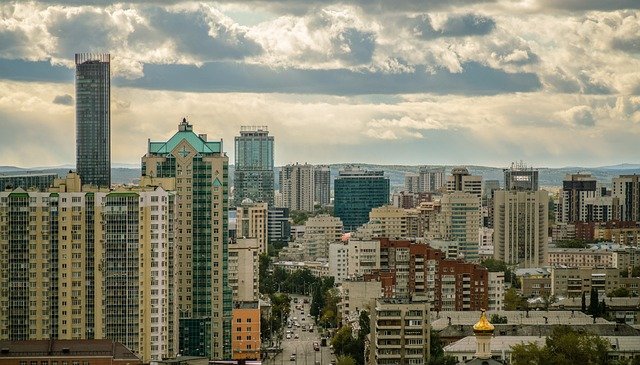 Top 10 Largest Cities In Russia By Population (2024) Yekaterinburg skyline 6952041 640